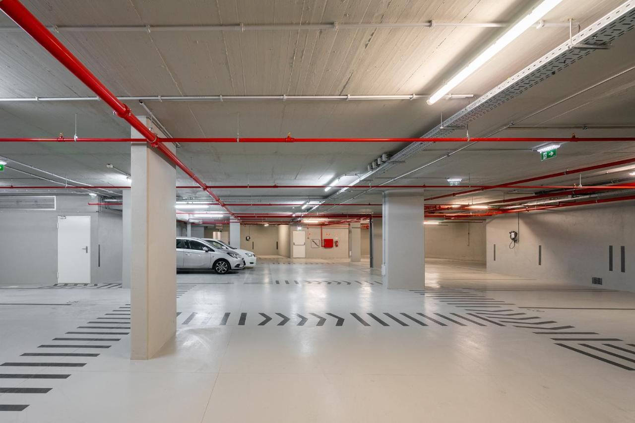 Lejlighed Whome | Av. Da Liberdade Deluxe W/ S-pool, Gym & Parking Lisboa