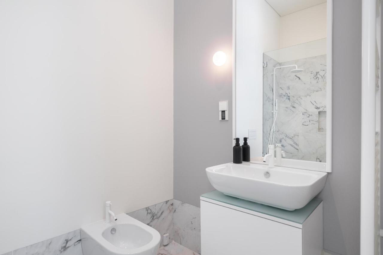Whome | Av. Da Liberdade Deluxe W/ S-pool, Gym & Parking Lejlighed *